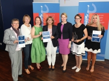 Preisträgerinnen 2. Gender Award - Kommune mit Zukunft 2018 mit Bundesministerin Dr. Giffey